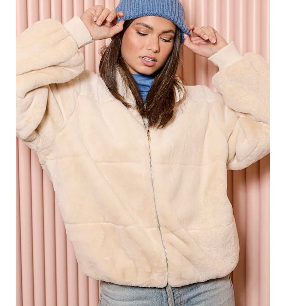 Lulus Me Plush You Ivory Faux Fur Bomber Jacket  Zip Up Women Size Small